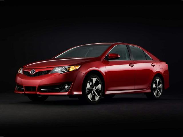 2014 Toyota Camry Vehicle Photo in Akron, OH 44312