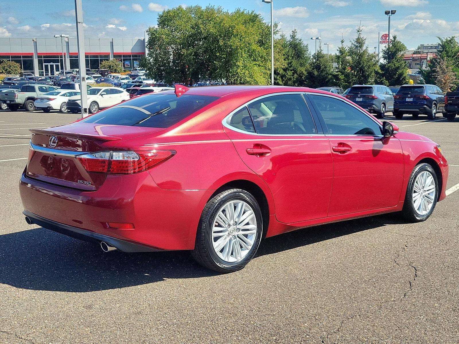 2015 Lexus ES 350 Vehicle Photo in Trevose, PA 19053