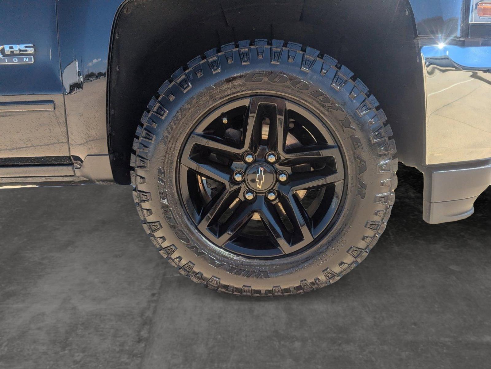 2018 Chevrolet Silverado 1500 Vehicle Photo in CORPUS CHRISTI, TX 78412-4902