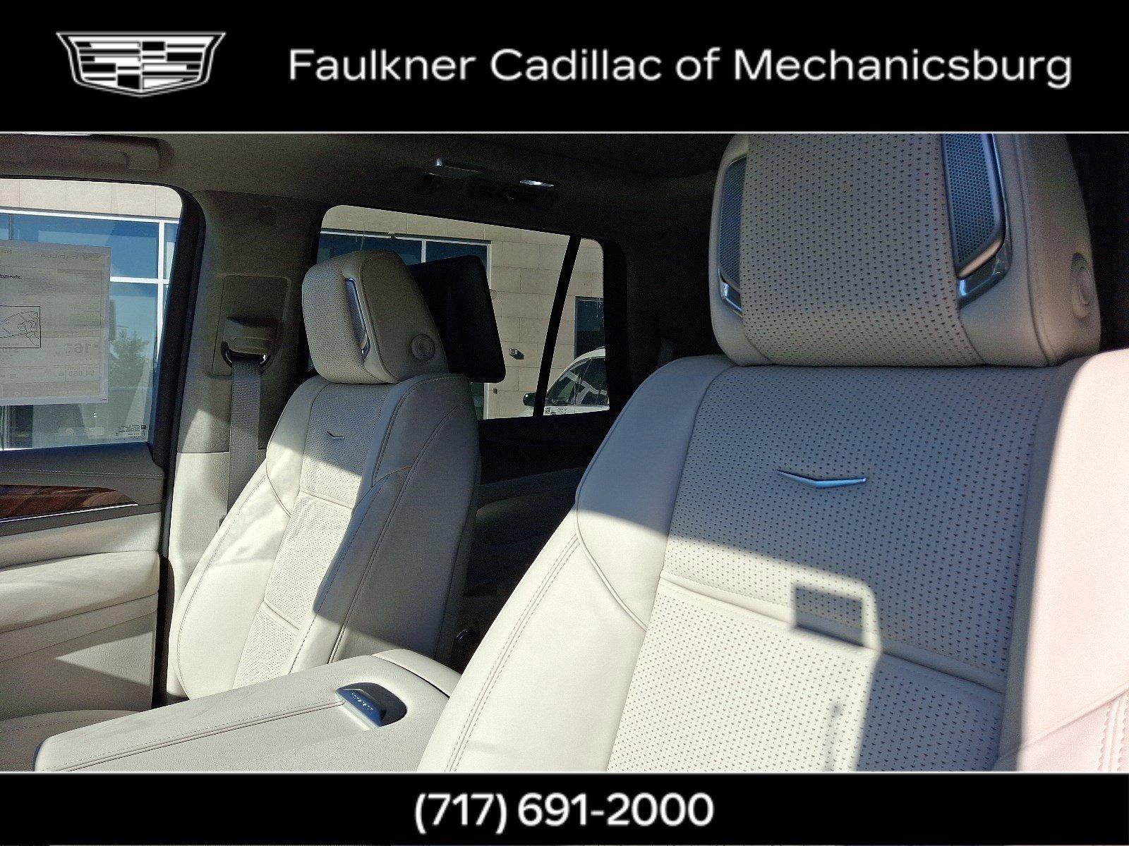 2024 Cadillac Escalade Vehicle Photo in MECHANICSBURG, PA 17050-1707