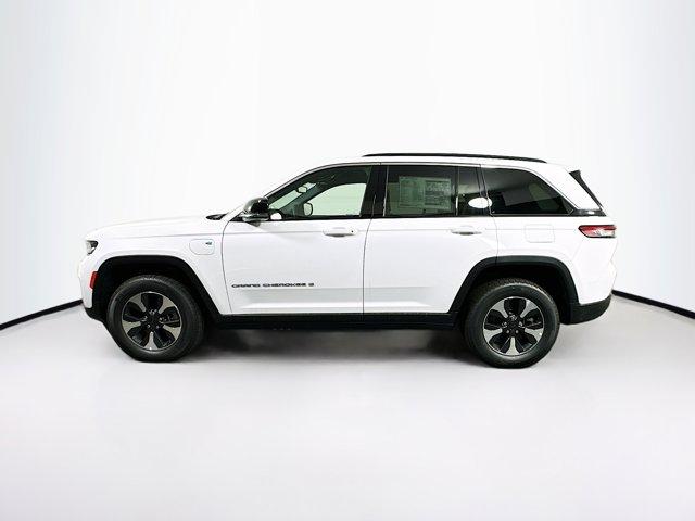 2024 Jeep Grand Cherokee 4xe Vehicle Photo in Doylsetown, PA 18901