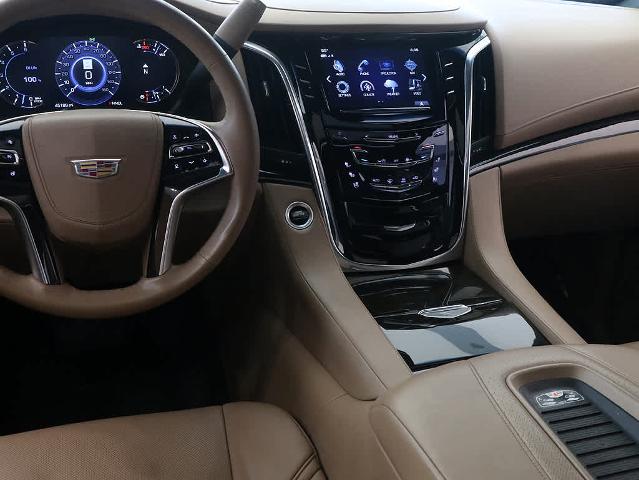 2018 Cadillac Escalade Vehicle Photo in LIBERTYVILLE, IL 60048-3287