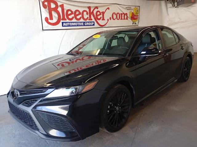 2021 Toyota Camry Vehicle Photo in RED SPRINGS, NC 28377-1640