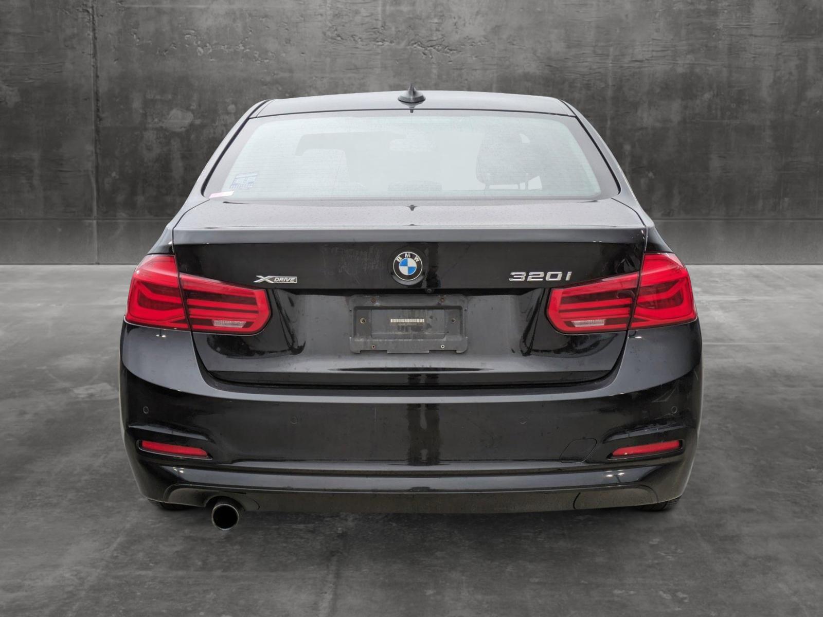 2016 BMW 320i xDrive Vehicle Photo in Rockville, MD 20852