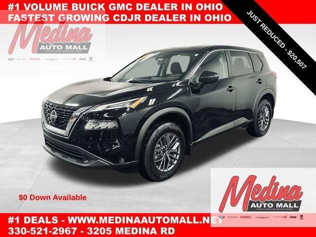 2021 Nissan Rogue Vehicle Photo in MEDINA, OH 44256-9631