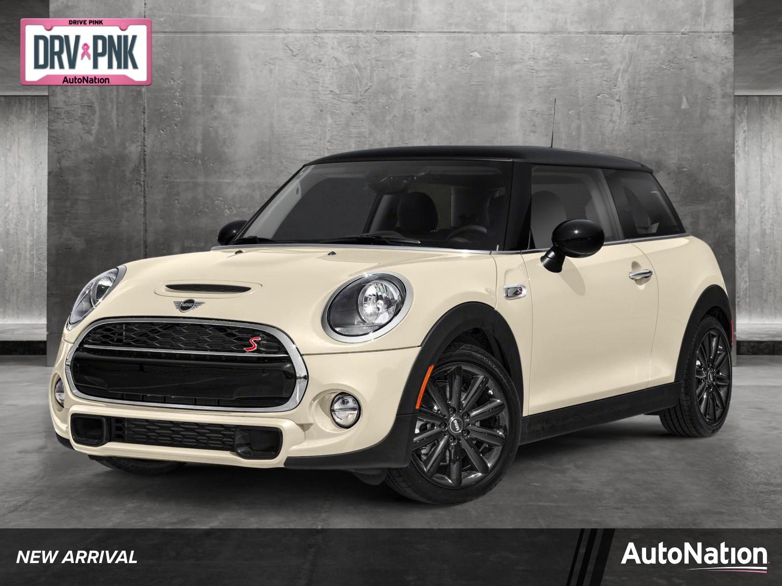 2020 MINI Cooper S Hardtop Vehicle Photo in Towson, MD 21204