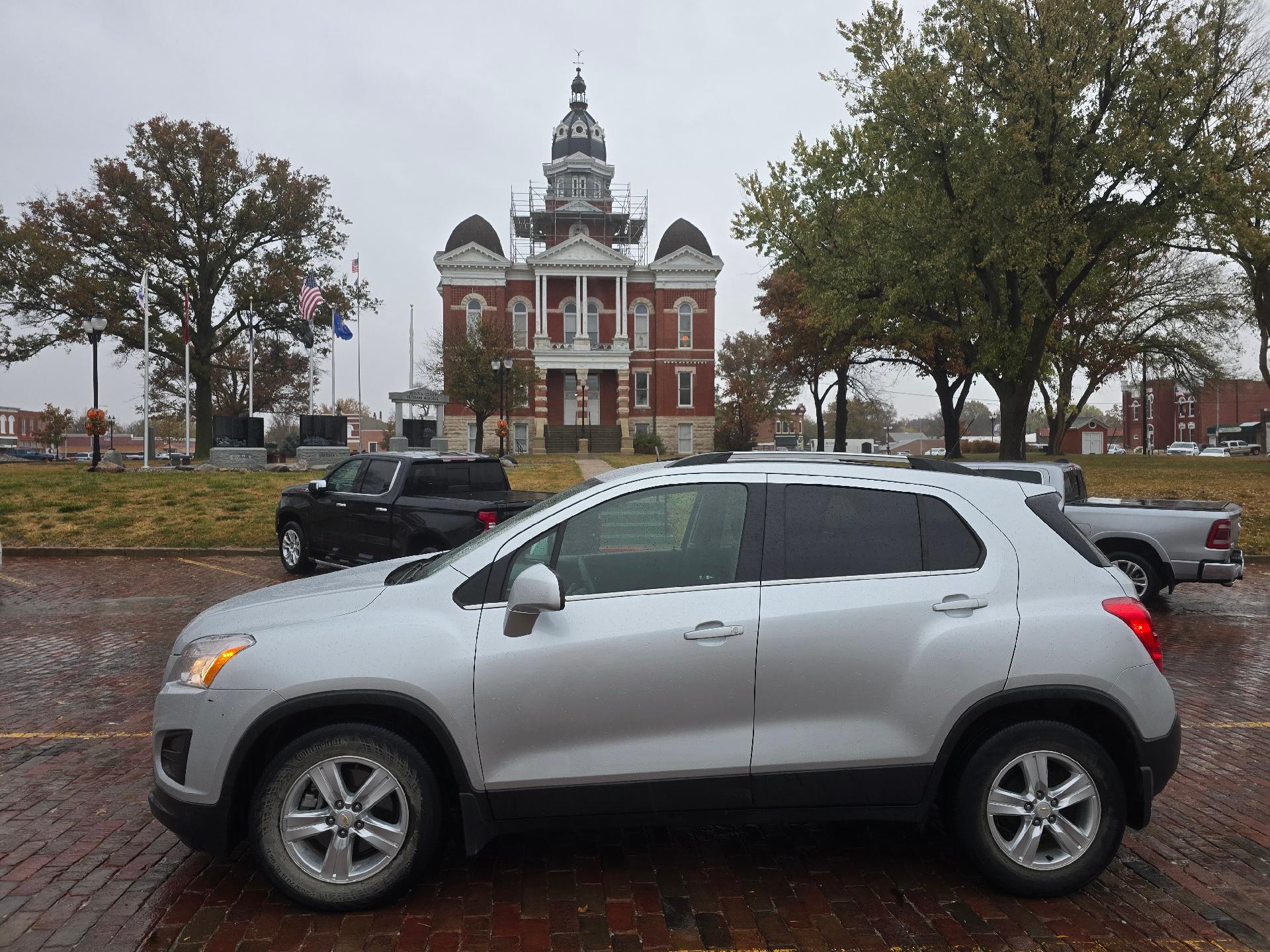 Used 2016 Chevrolet Trax LT with VIN KL7CJLSB0GB559408 for sale in Tecumseh, NE