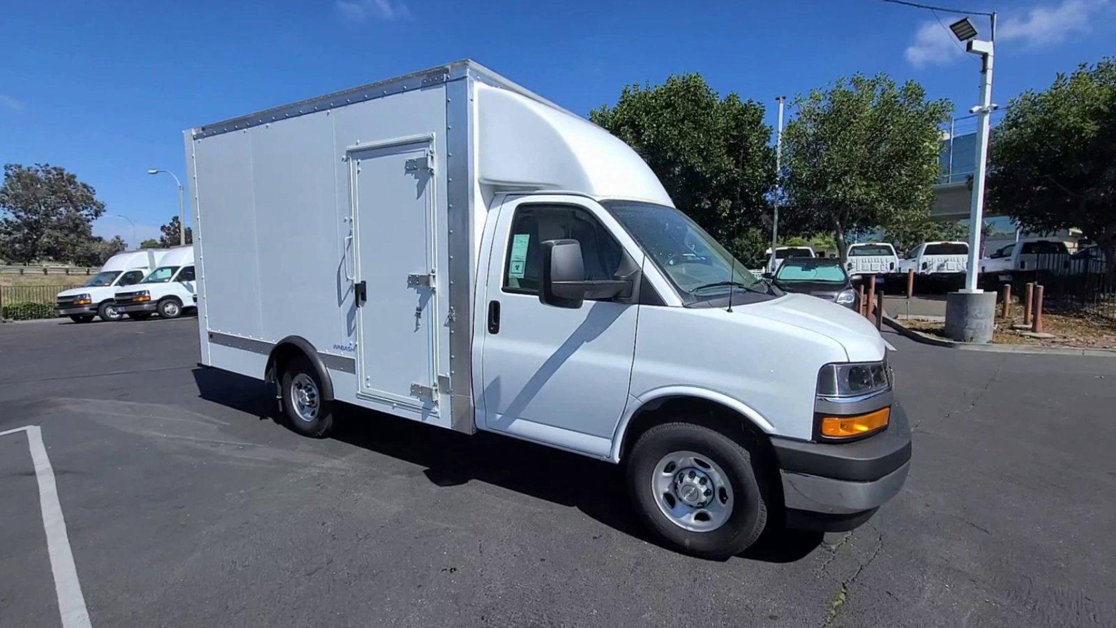 2023 Chevrolet Express Commercial Cutaway Vehicle Photo in LA MESA, CA 91942-8211