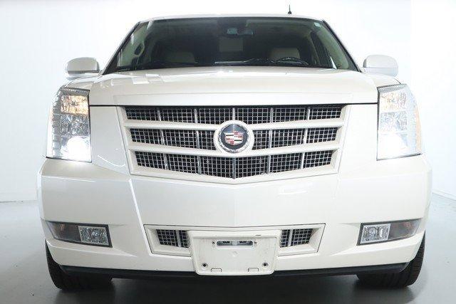 2012 Cadillac Escalade ESV Vehicle Photo in BEACHWOOD, OH 44122-4298