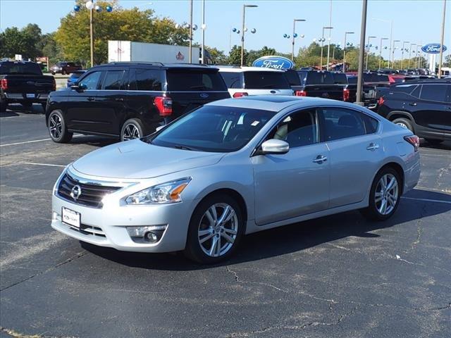 2015 Nissan Altima Vehicle Photo in Plainfield, IL 60586