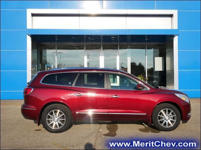 2017 Buick Enclave Vehicle Photo in MAPLEWOOD, MN 55119-4794