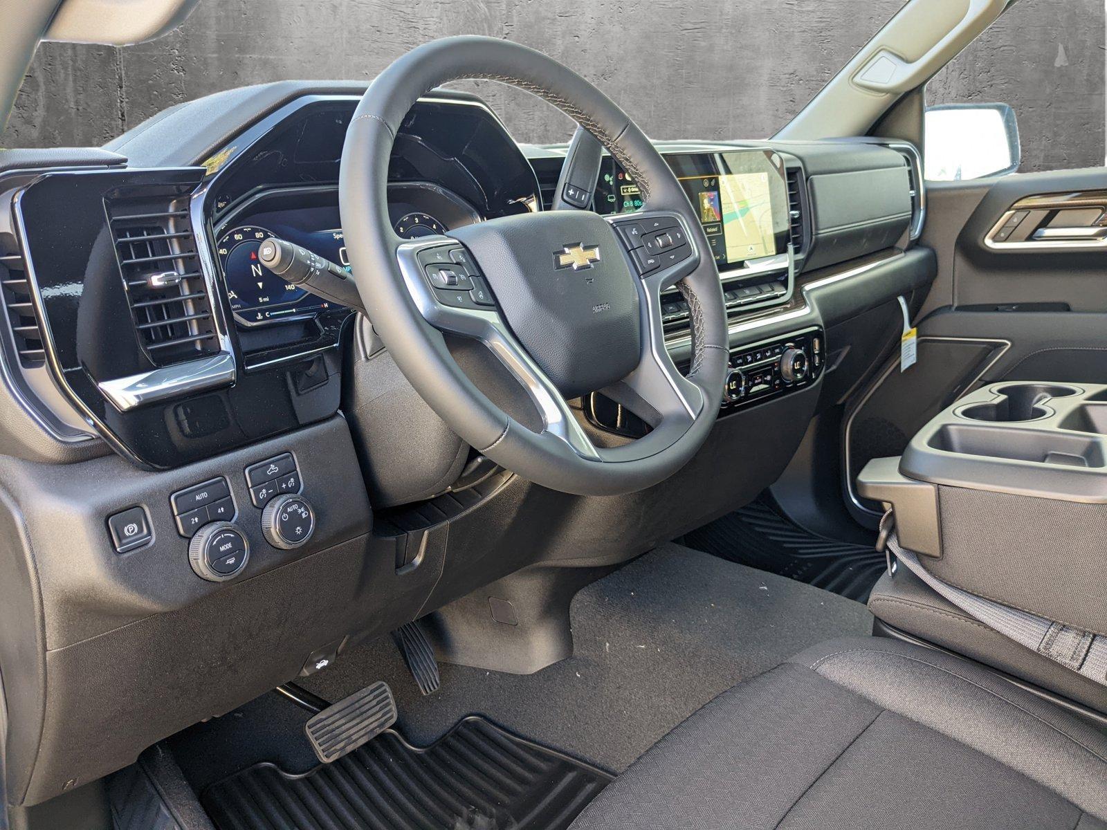 2024 Chevrolet Silverado 1500 Vehicle Photo in VALENCIA, CA 91355-1705