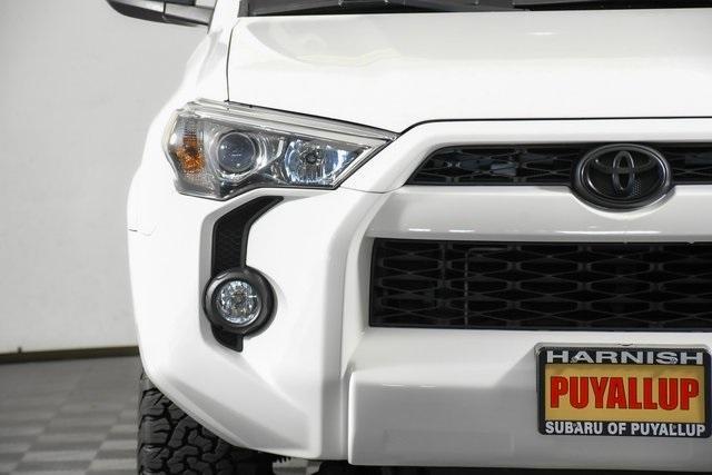 2018 Toyota 4Runner Vehicle Photo in Puyallup, WA 98371