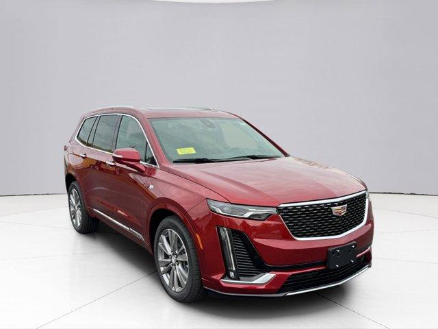 2025 Cadillac XT6 Vehicle Photo in LEOMINSTER, MA 01453-2952