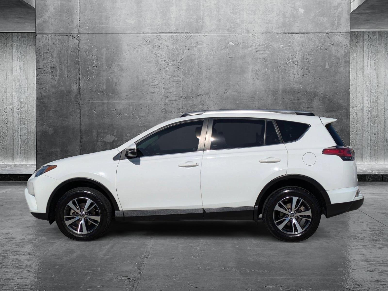 2016 Toyota RAV4 Vehicle Photo in Tustin, CA 92782