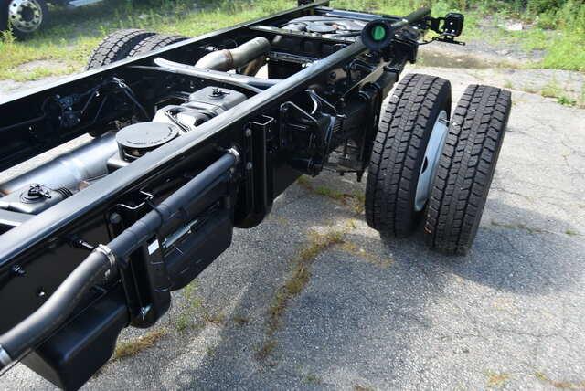 2024 Chevrolet Silverado Chassis Cab Vehicle Photo in WHITMAN, MA 02382-1041