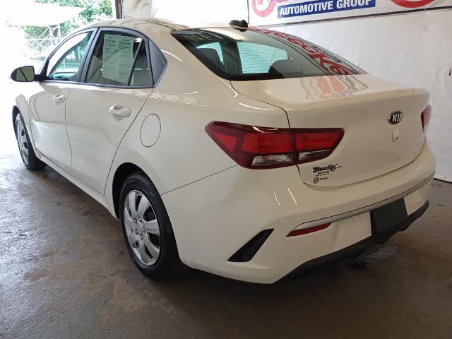 2021 Kia Rio Vehicle Photo in RED SPRINGS, NC 28377-1640