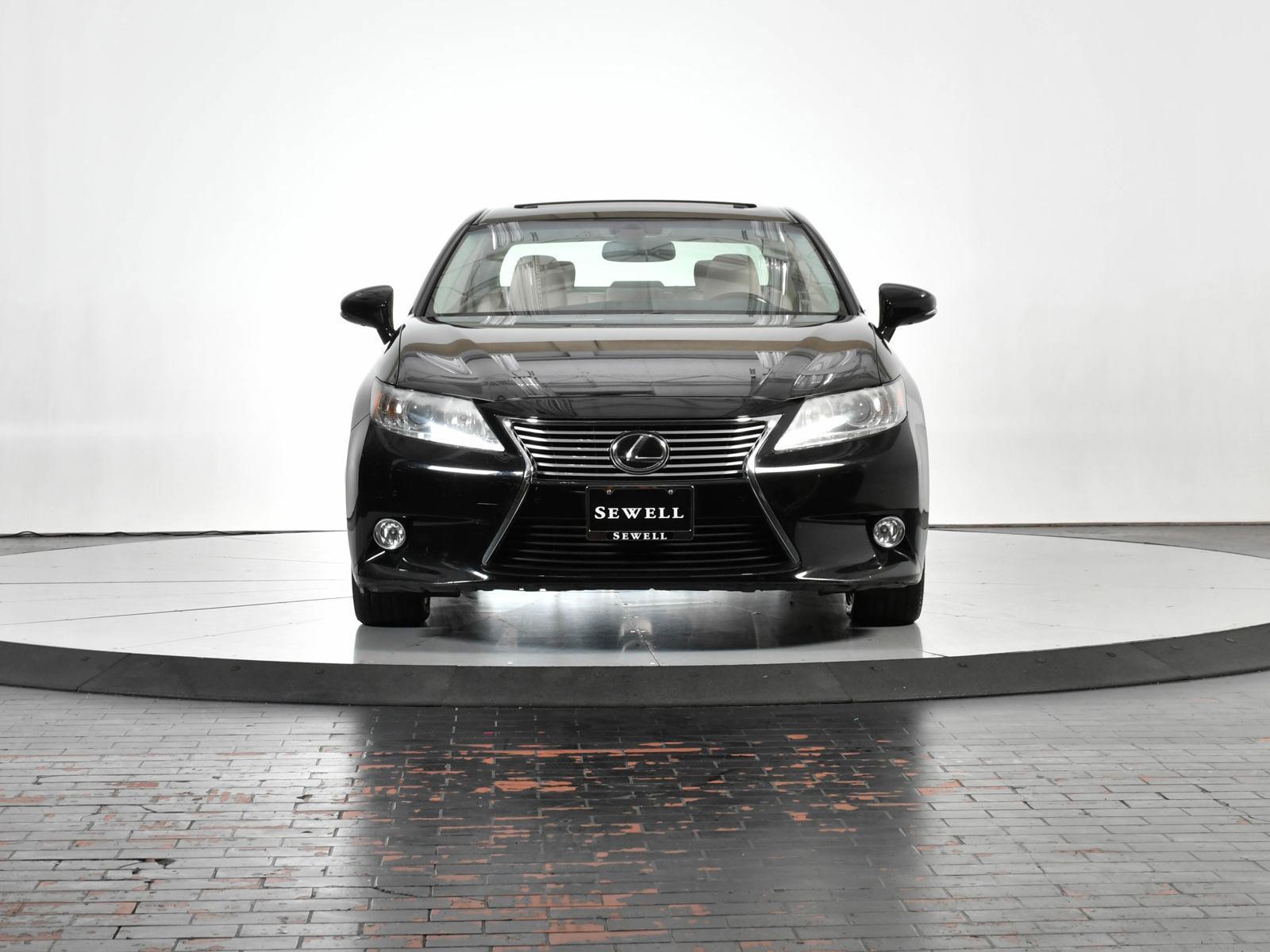 2013 Lexus ES 350 Vehicle Photo in DALLAS, TX 75235