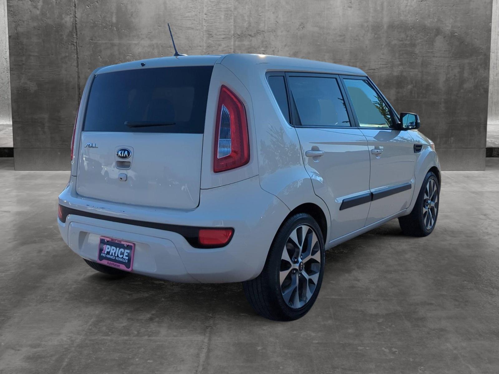 2013 Kia Soul Vehicle Photo in Memphis, TN 38133