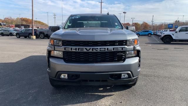 2021 Chevrolet Silverado 1500 Vehicle Photo in MOON TOWNSHIP, PA 15108-2571