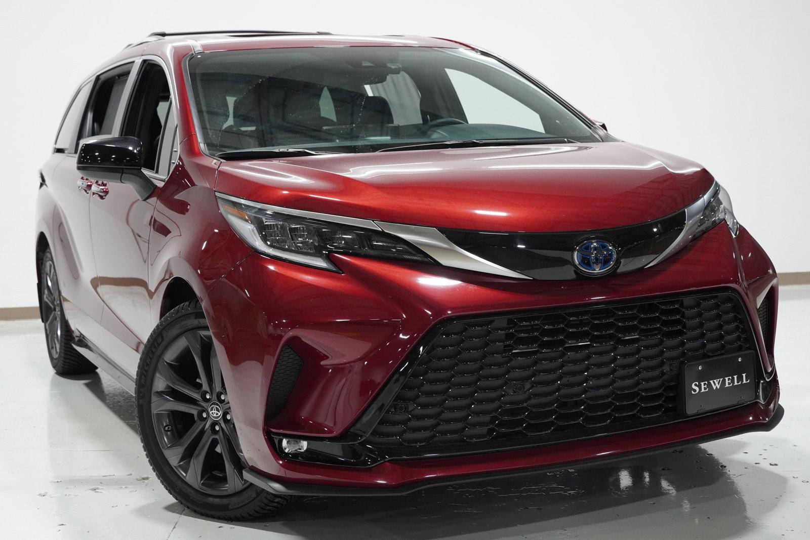 2022 Toyota Sienna Vehicle Photo in GRAPEVINE, TX 76051