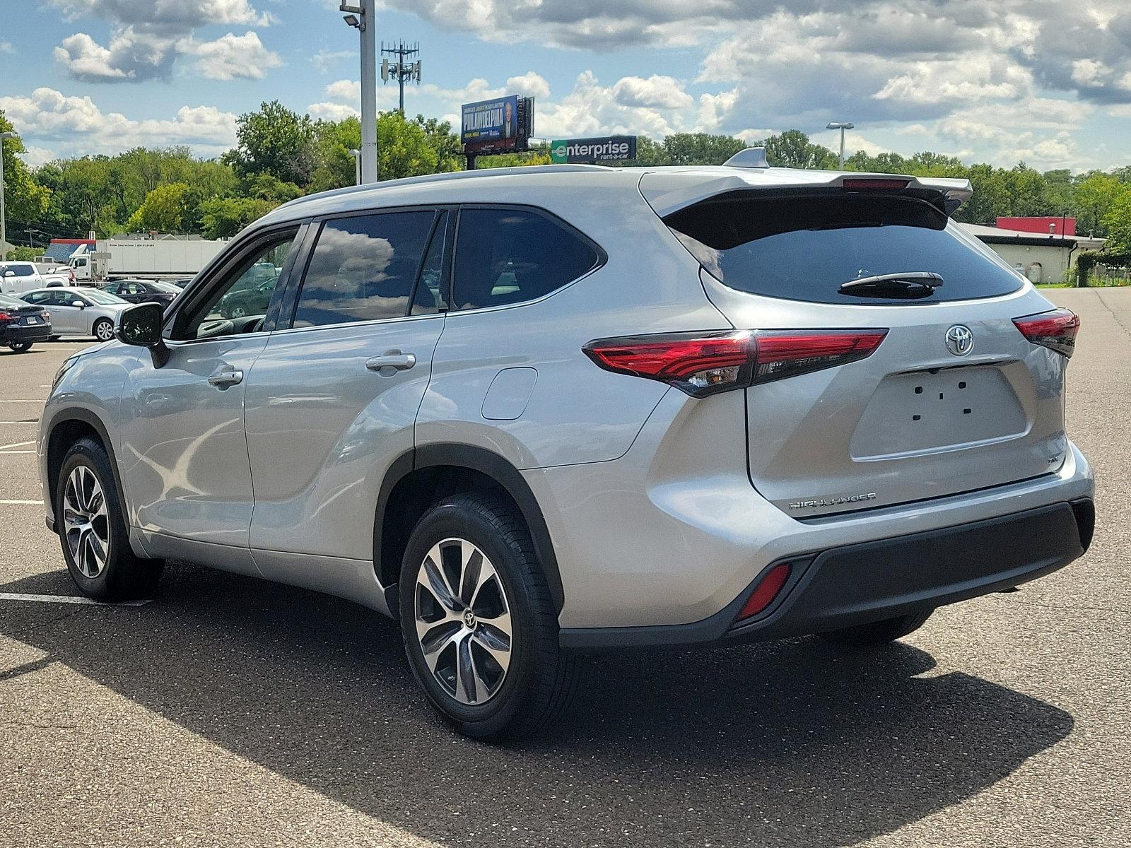 2022 Toyota Highlander Vehicle Photo in Trevose, PA 19053