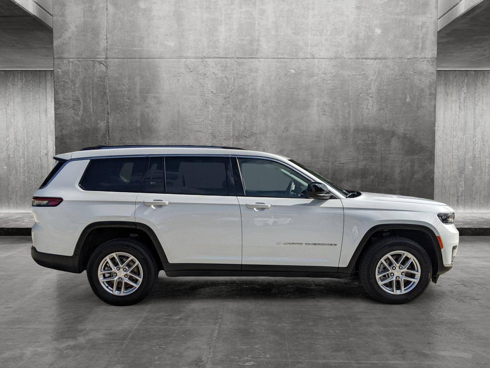 2023 Jeep Grand Cherokee L Vehicle Photo in Pembroke Pines , FL 33084