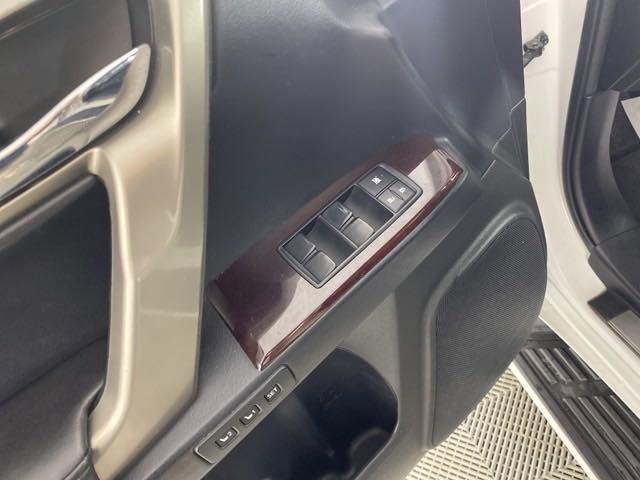 2016 Lexus GX 460 Vehicle Photo in MEDINA, OH 44256-9001