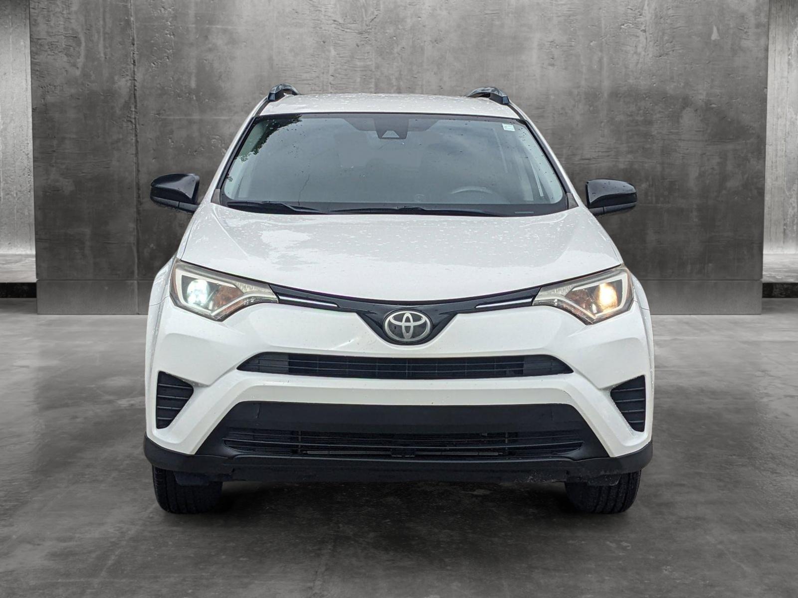 2018 Toyota RAV4 Vehicle Photo in GREENACRES, FL 33463-3207