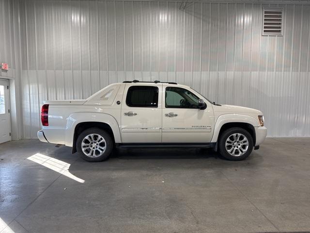 2013 Chevrolet Avalanche Vehicle Photo in GLENWOOD, MN 56334-1123