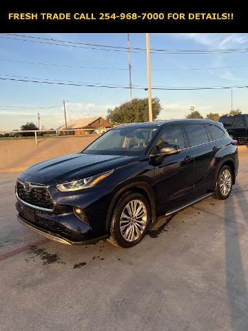 2022 Toyota Highlander Vehicle Photo in STEPHENVILLE, TX 76401-3713