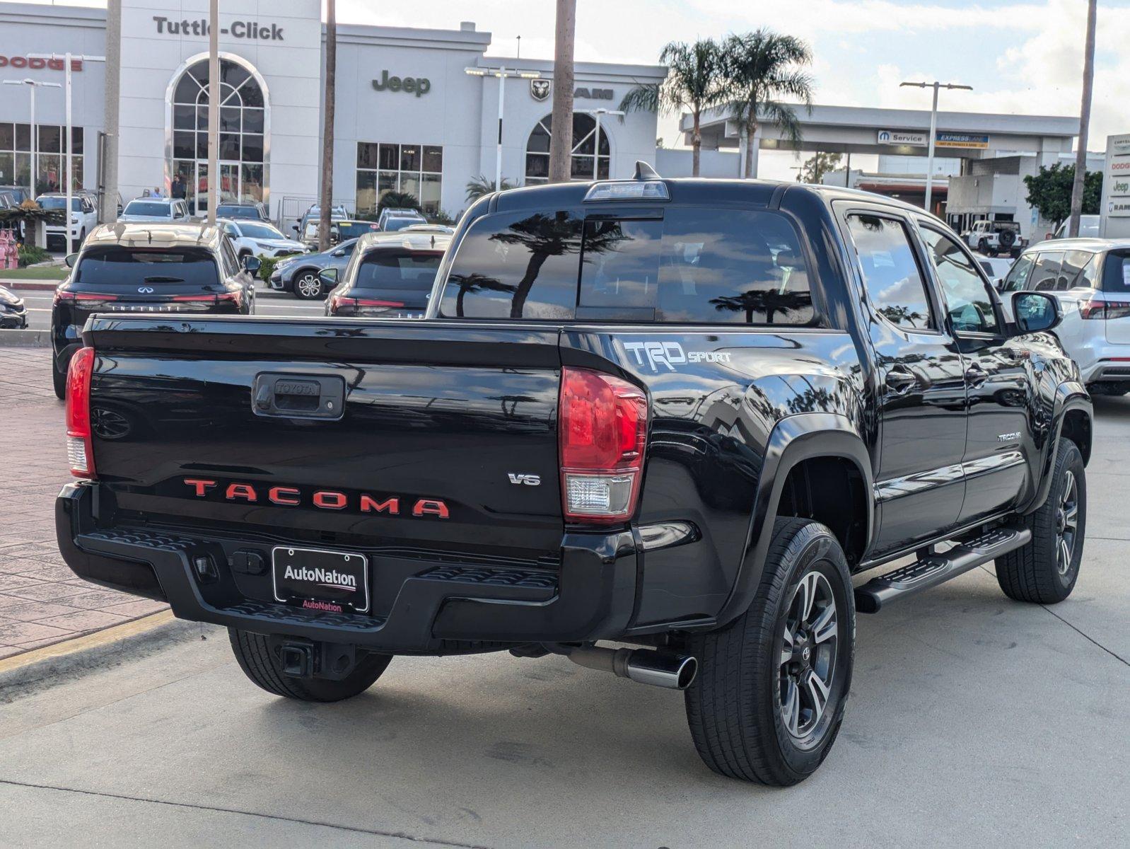 2017 Toyota Tacoma Vehicle Photo in Tustin, CA 92782