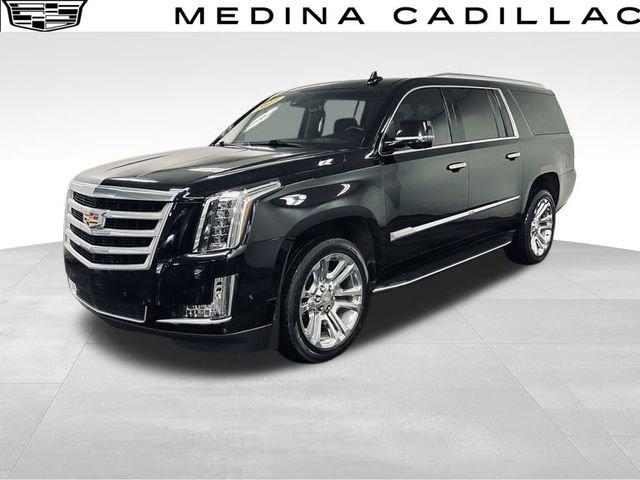 2017 Cadillac Escalade ESV Vehicle Photo in MEDINA, OH 44256-9631