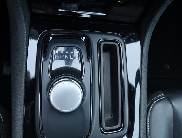 2022 Chrysler 300 Vehicle Photo in DETROIT, MI 48207-4102