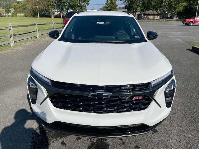 2025 Chevrolet Trax Vehicle Photo in THOMPSONTOWN, PA 17094-9014