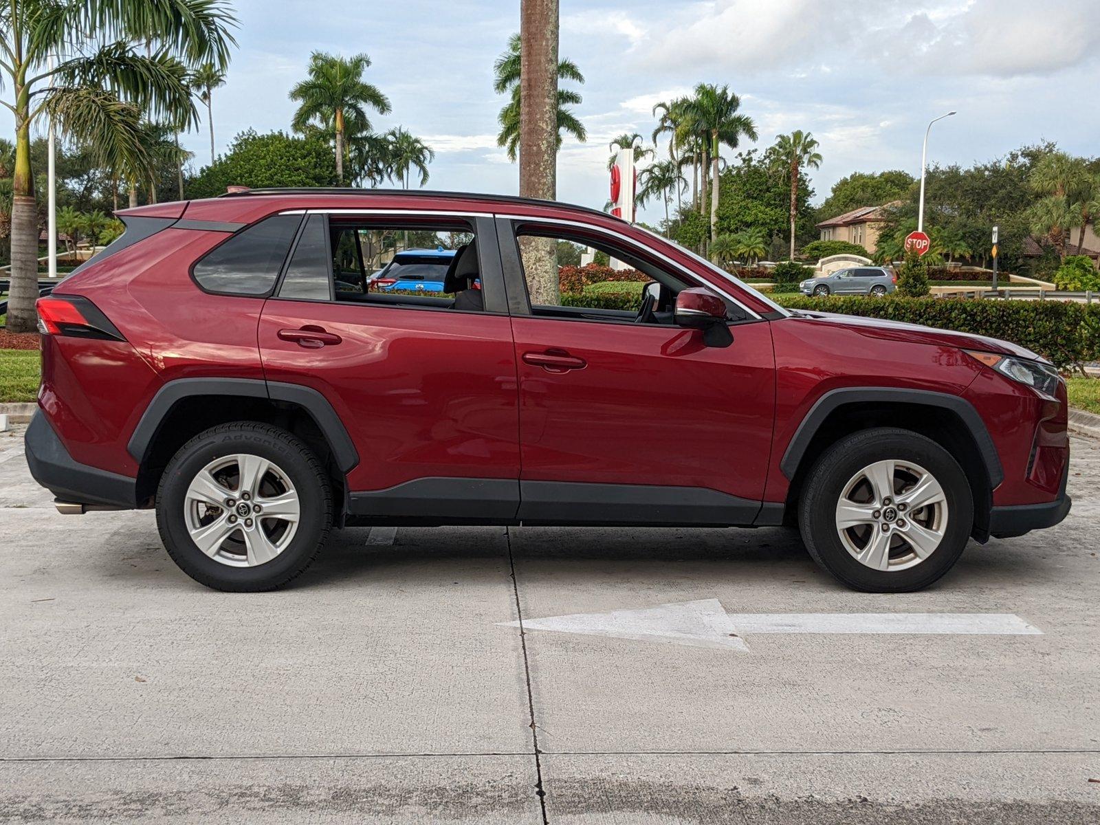 2020 Toyota RAV4 Vehicle Photo in Davie, FL 33331