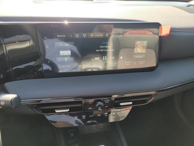 2025 Nissan Kicks Vehicle Photo in Weatherford, TX 76087