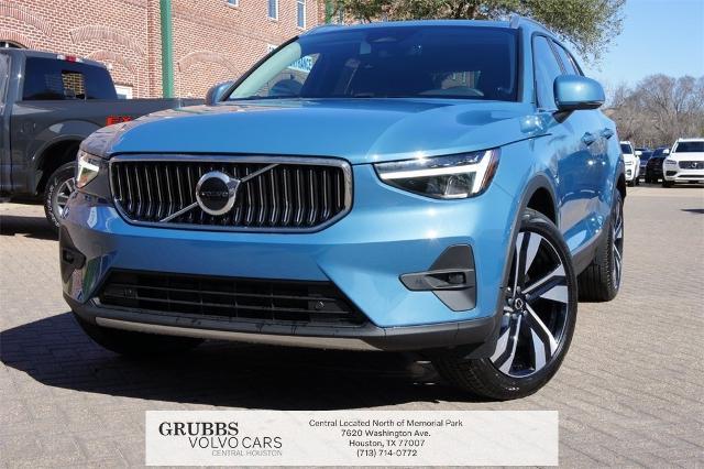 2023 Volvo XC40 Vehicle Photo in Houston, TX 77007