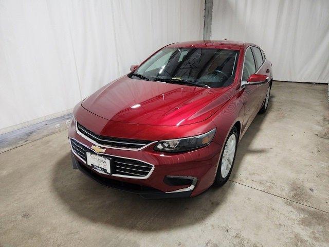 2018 Chevrolet Malibu Vehicle Photo in BARABOO, WI 53913-9382