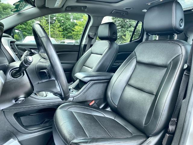 2022 GMC Acadia Vehicle Photo in WILLIAMSVILLE, NY 14221-2883