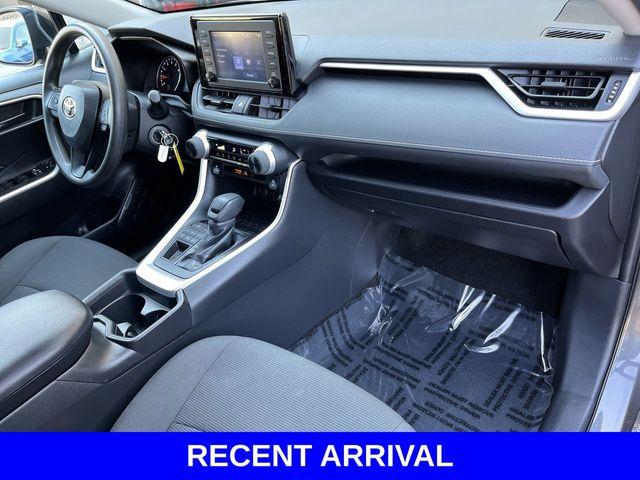 2019 Toyota RAV4 Vehicle Photo in Merrillville, IN 46410