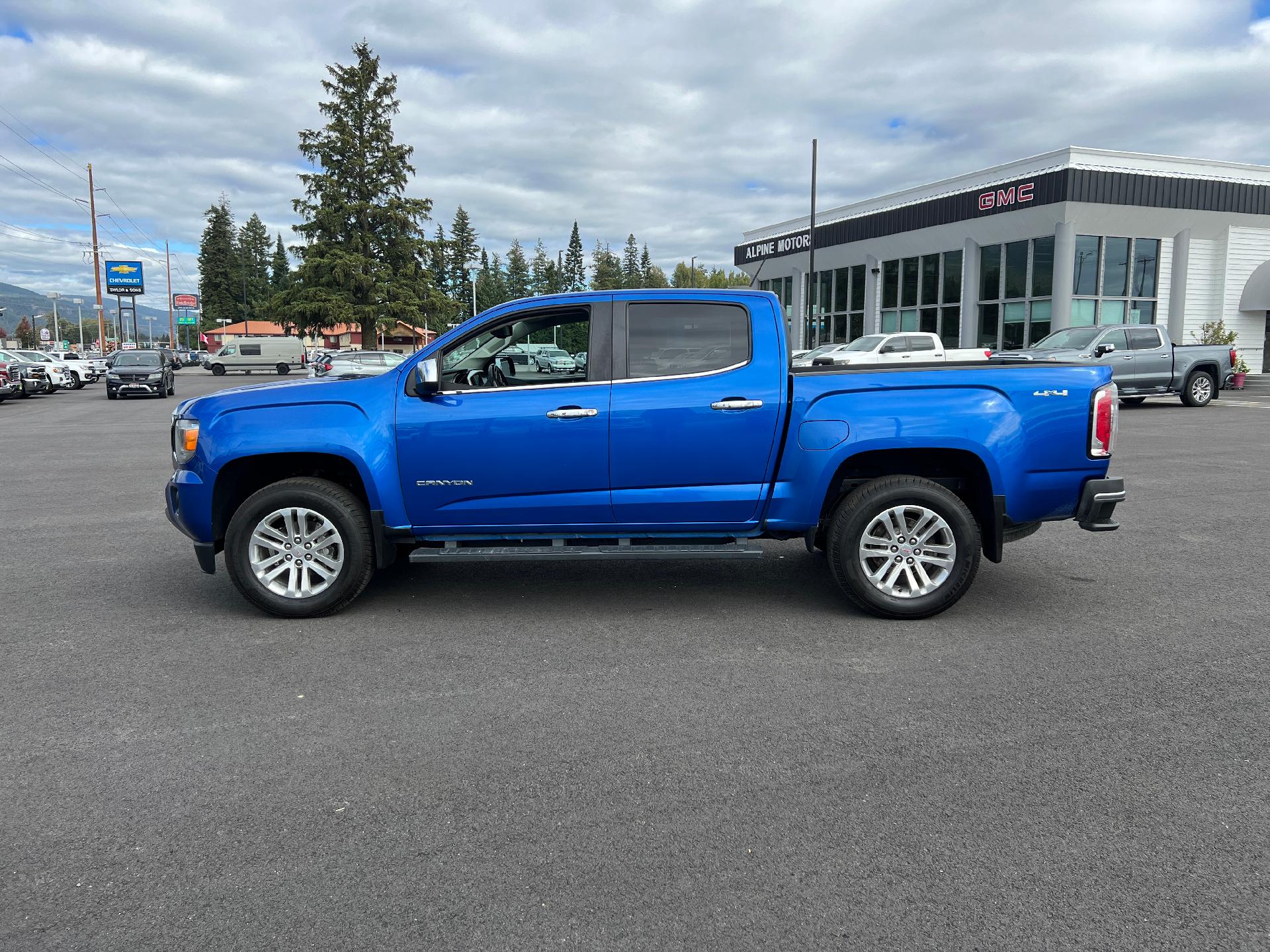 Used 2018 GMC Canyon SLT with VIN 1GTG6DEN0J1240881 for sale in Sandpoint, ID