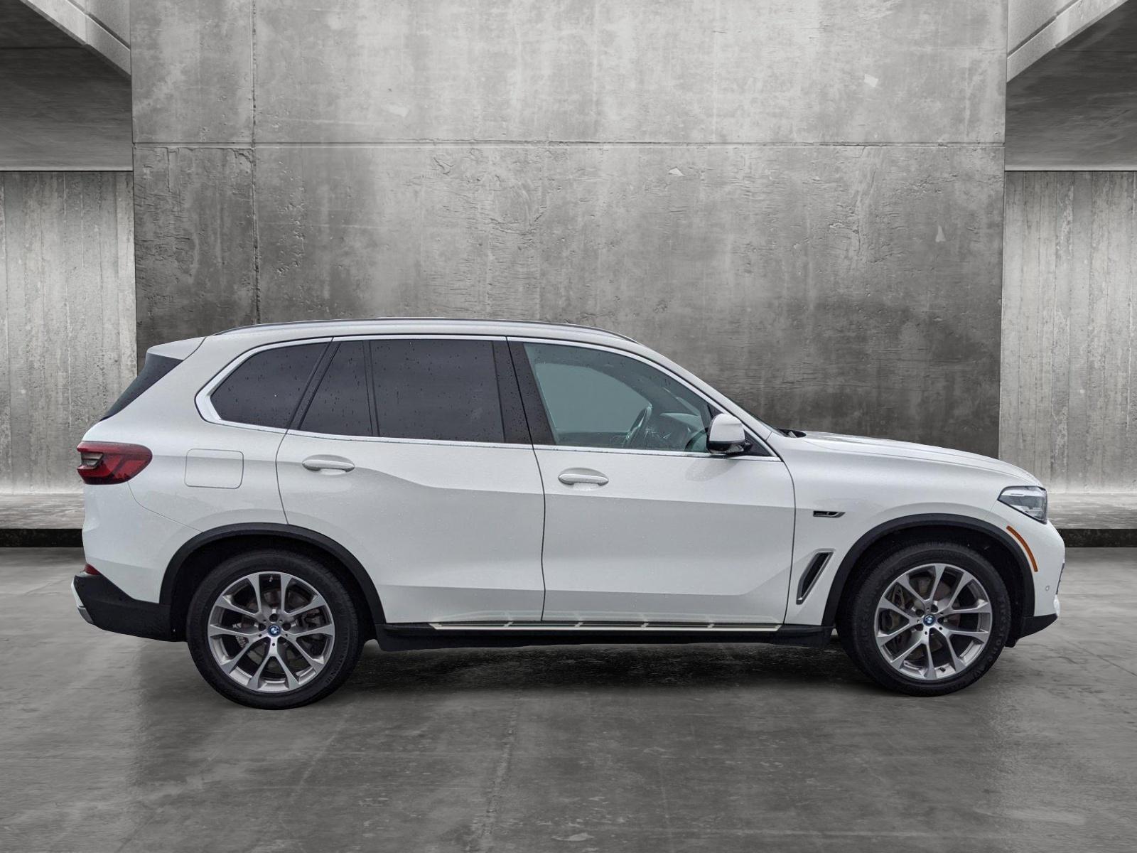 2023 BMW X5 Vehicle Photo in TIMONIUM, MD 21093-2300