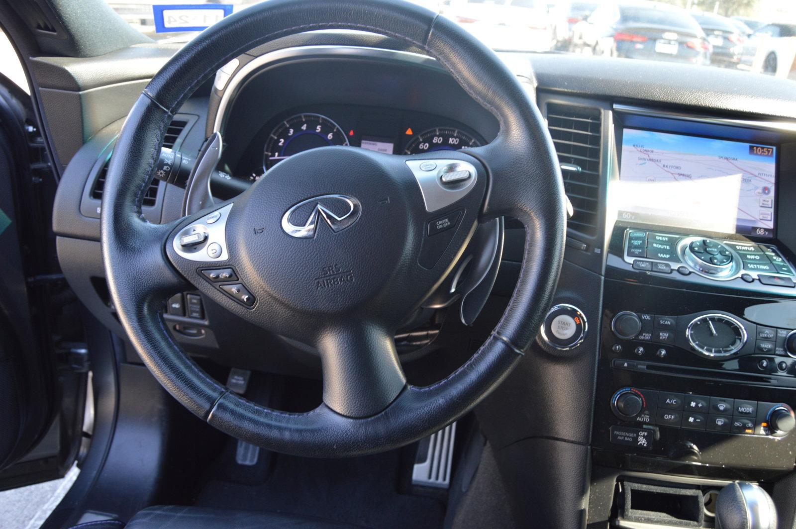 2017 INFINITI QX70 Vehicle Photo in Houston, TX 77090