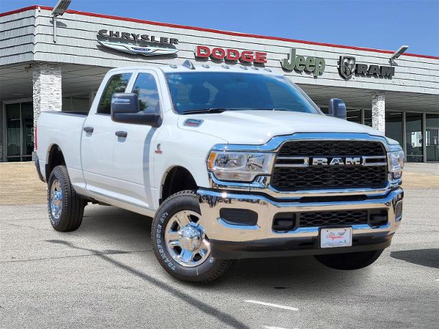 2024 Ram 2500 Vehicle Photo in Ennis, TX 75119-5114