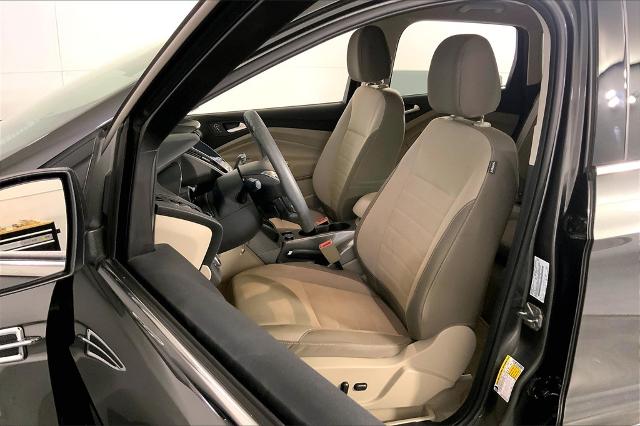 2016 Ford Escape Vehicle Photo in Lees Summit, MO 64086