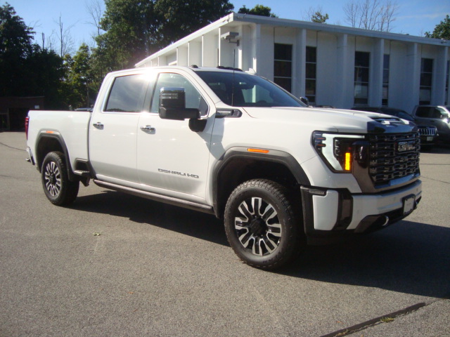 2024 GMC Sierra 3500 HD Vehicle Photo in PORTSMOUTH, NH 03801-4196