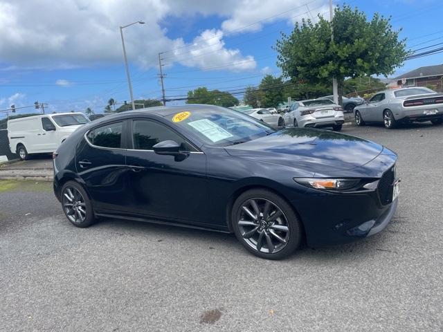 Used 2021 Mazda Mazda3 Select with VIN JM1BPAKL8M1337016 for sale in Kaneohe, HI