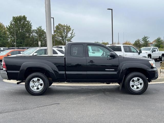 2015 Toyota Tacoma Vehicle Photo in COLUMBIA, MO 65203-3903