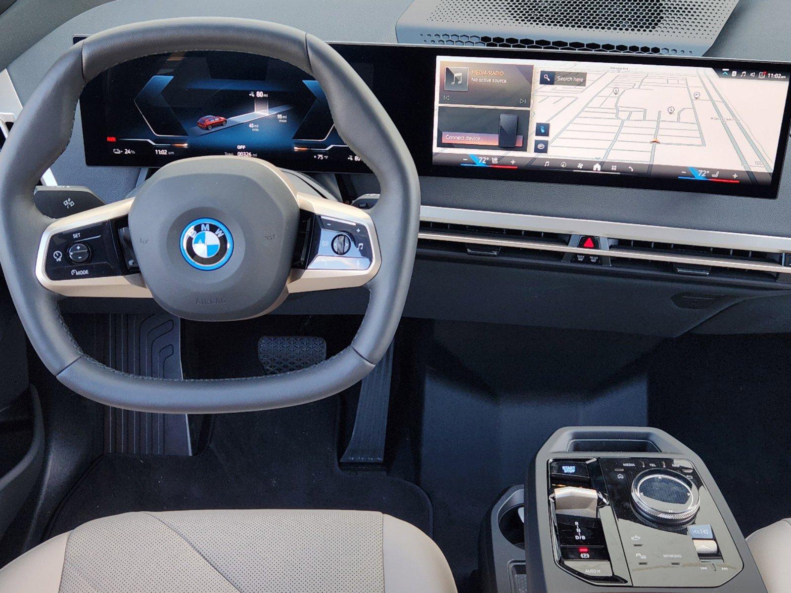 2025 BMW iX Vehicle Photo in PLANO, TX 75024